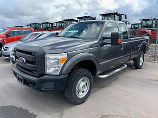 2015 Ford F-350 Equipment Image0