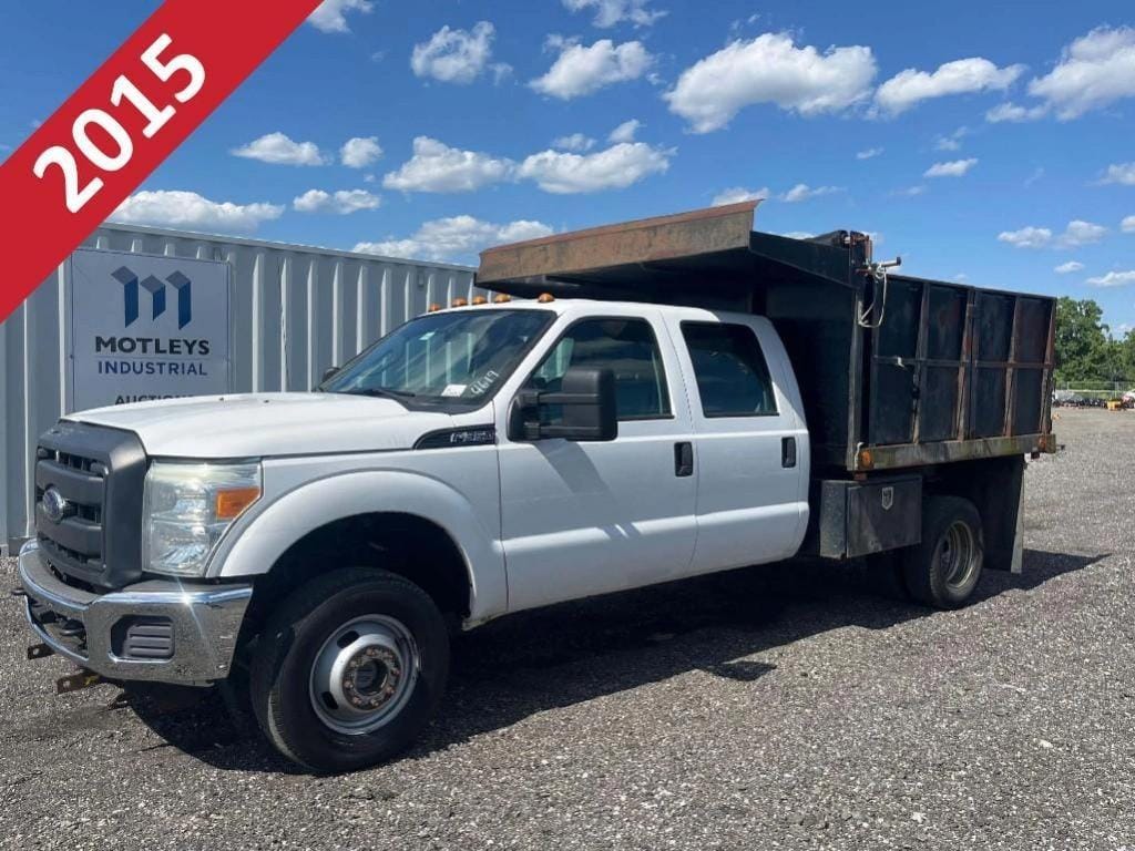 2015 Ford F-350 Equipment Image0
