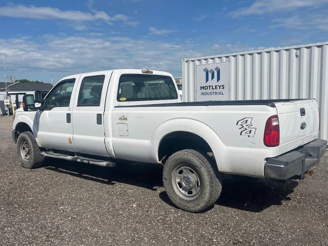 Image of Ford F-350 equipment image 1