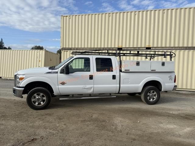 Image of Ford F-350 equipment image 2