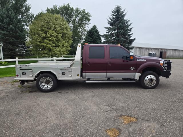 Image of Ford F-450 equipment image 4