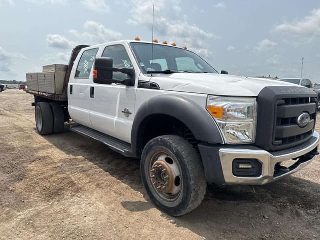 Image of Ford F-450 equipment image 4