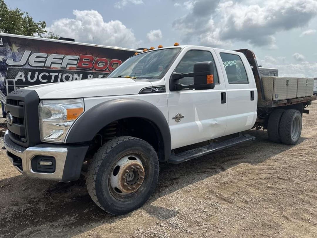 Image of Ford F-450 Primary image