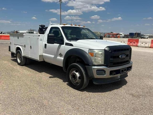 Image of Ford F-450 equipment image 1