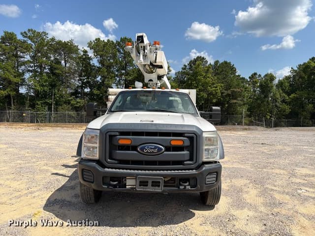Image of Ford F-450 equipment image 1