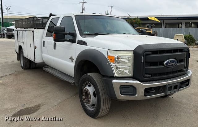 Image of Ford F-450 equipment image 2