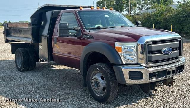 Image of Ford F-450 equipment image 2