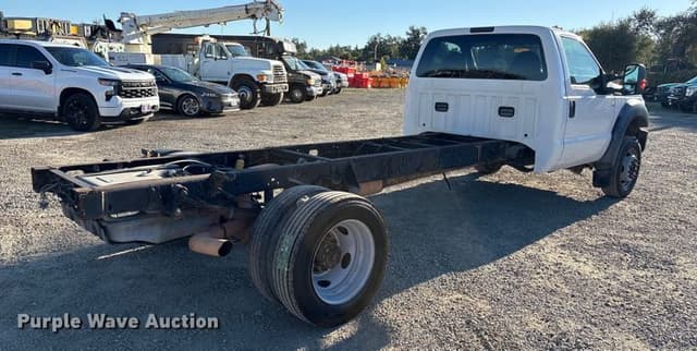 Image of Ford F-450 equipment image 4