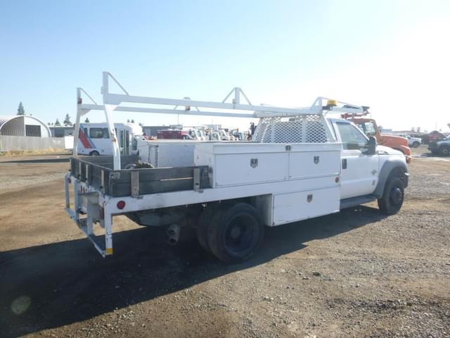 Image of Ford F-450 equipment image 2