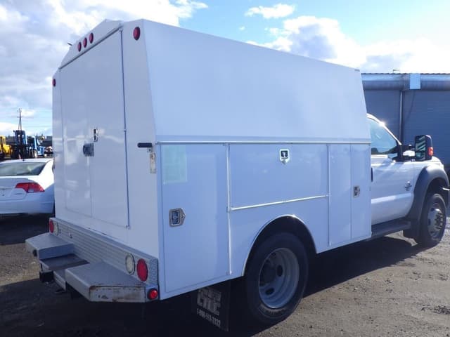 Image of Ford F-450 equipment image 2