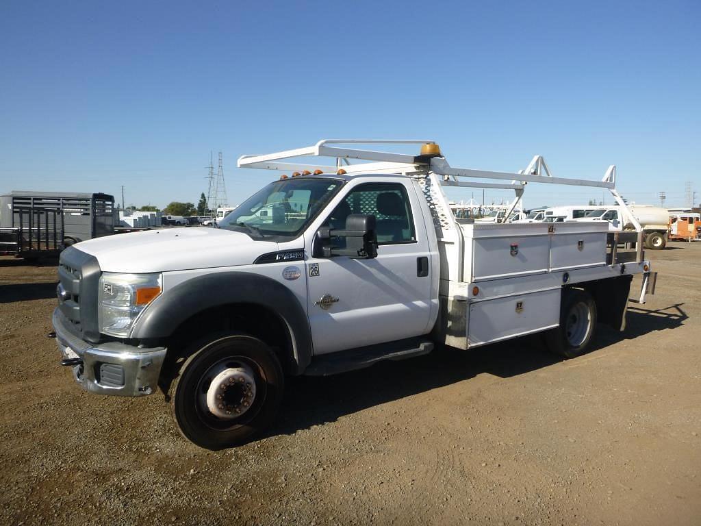 Image of Ford F-450 Primary image