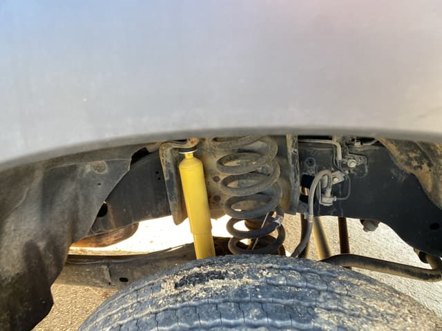 Image of Ford F-450 equipment image 4