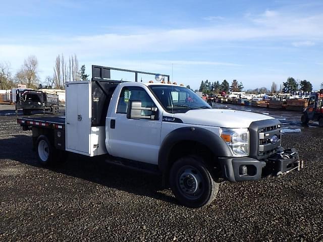 Image of Ford F-550 equipment image 1