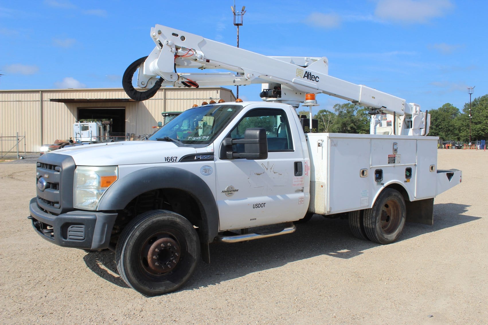 2015 Ford F-550 Image