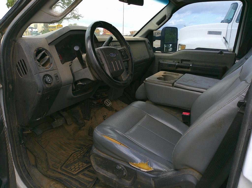 Image of Ford F-550 Image 1