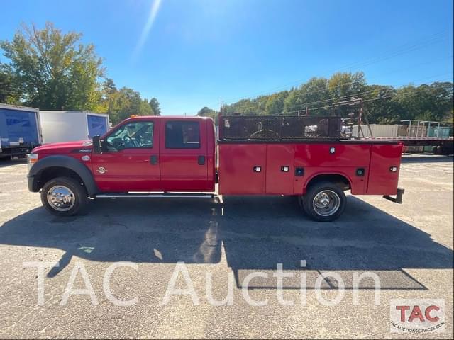 Image of Ford F-550 equipment image 1