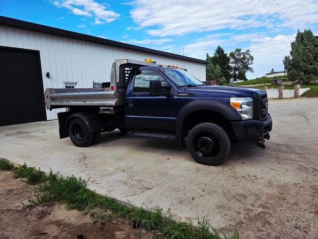 Image of Ford F-550 equipment image 3
