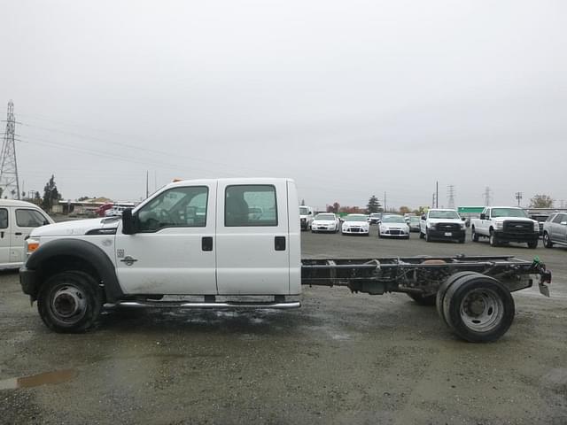 Image of Ford F-550 equipment image 4