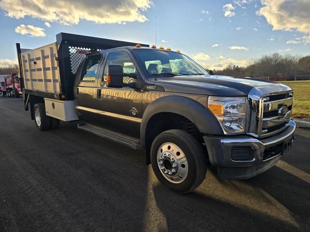 Image of Ford F-550 equipment image 2