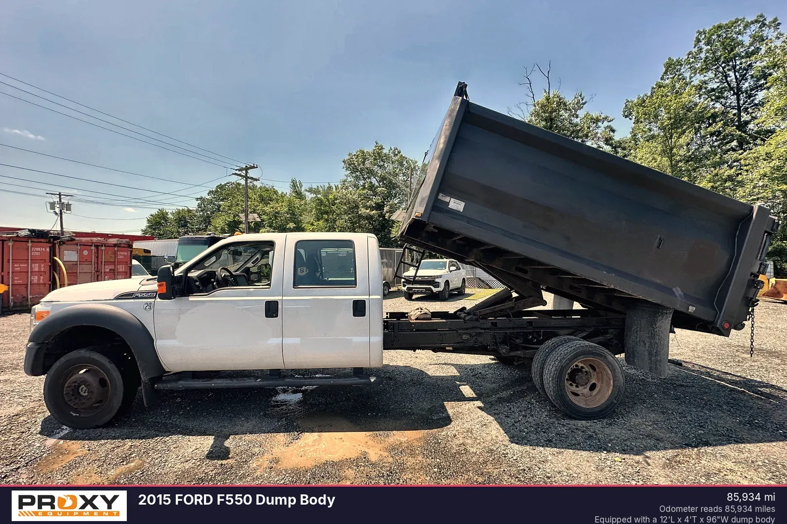 2015 Ford F-550 Equipment Image0