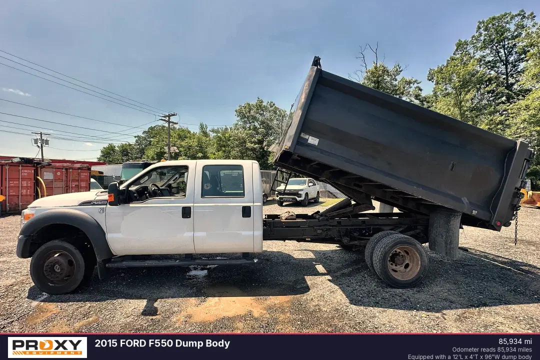 Image of Ford F-550 Primary image
