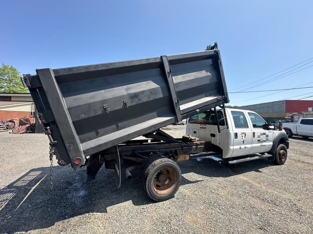 Image of Ford F-550 equipment image 1