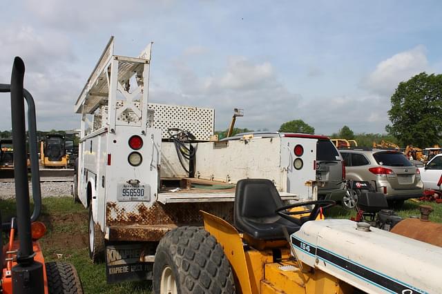 Image of Ford F-550 equipment image 1