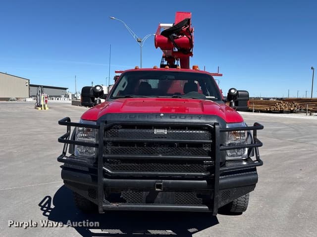 Image of Ford F-550 equipment image 1