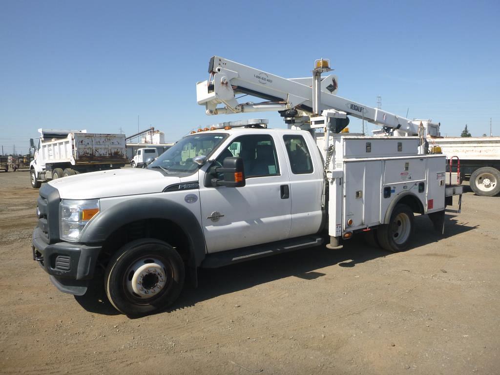 Image of Ford F-550 Primary image
