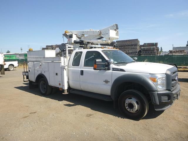Image of Ford F-550 equipment image 1
