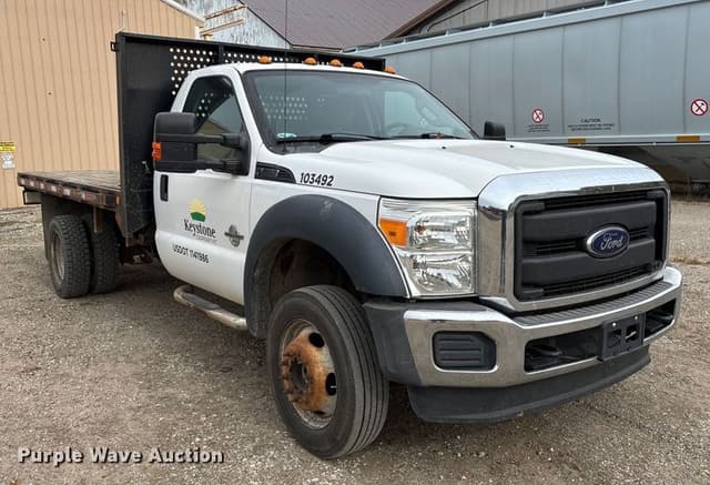 Image of Ford F-550 equipment image 2