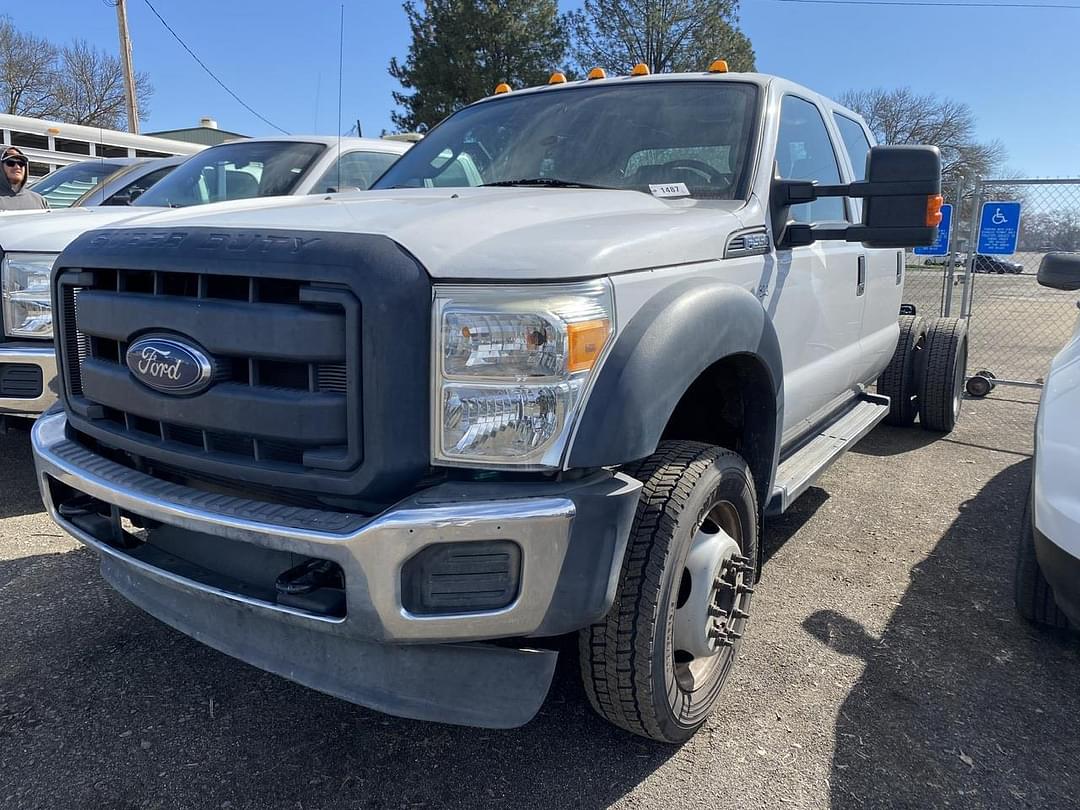 Image of Ford F-550 Primary image