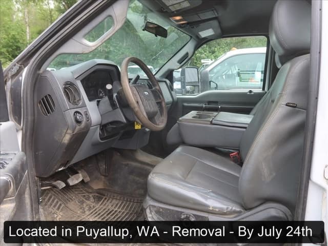 Image of Ford F-550 equipment image 2