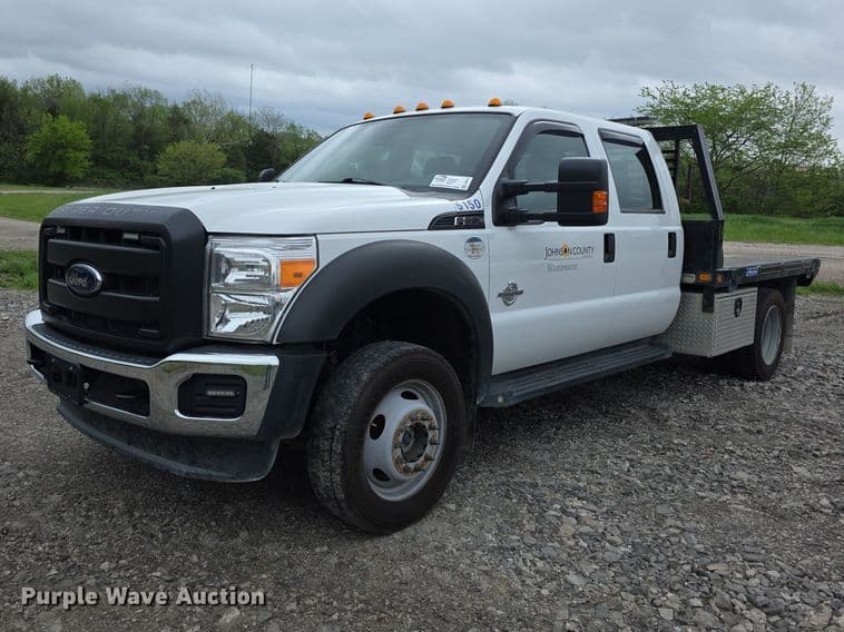 Image of Ford F-550 Primary image