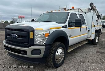 2015 Ford F-550 Equipment Image0