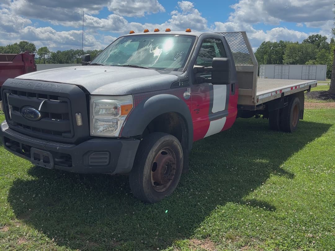Image of Ford F-550 Primary image