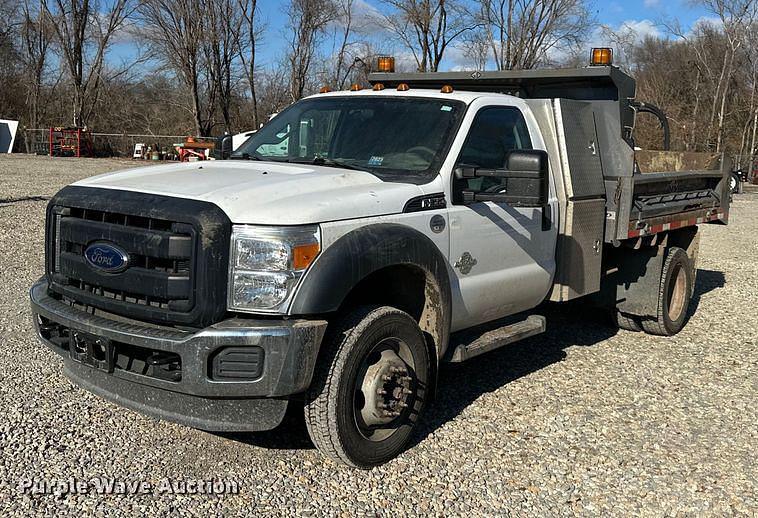 Image of Ford F-550 Primary image