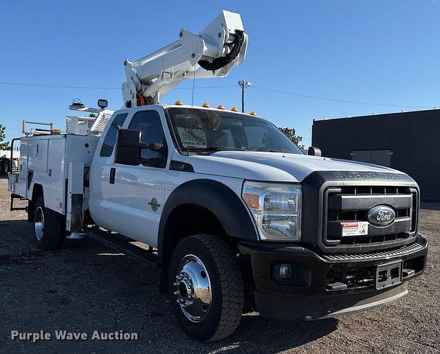 Image of Ford F-550 equipment image 2