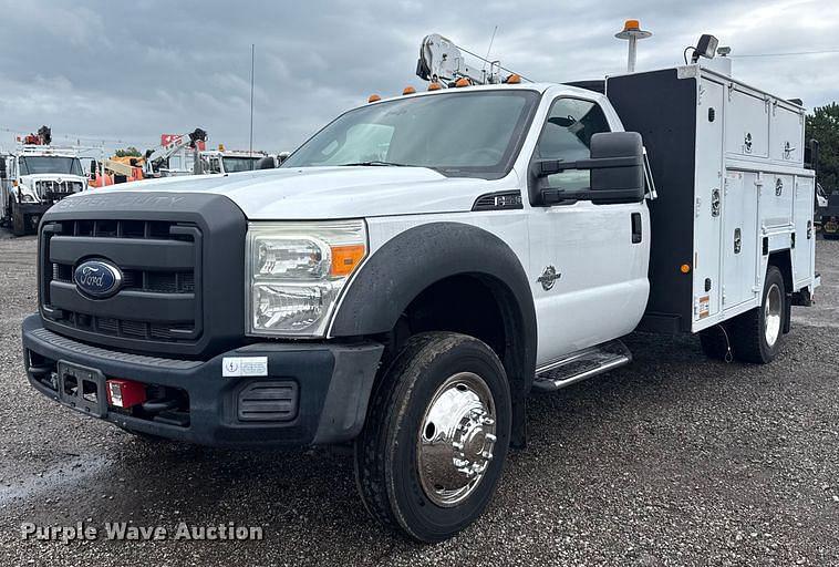 Image of Ford F-550 Primary image