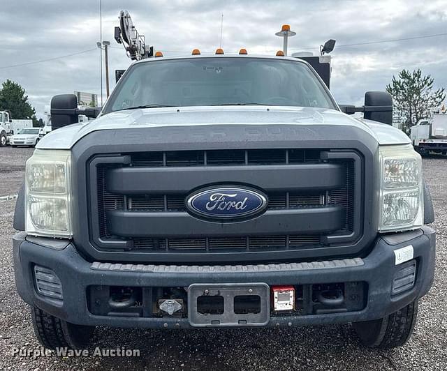 Image of Ford F-550 equipment image 1