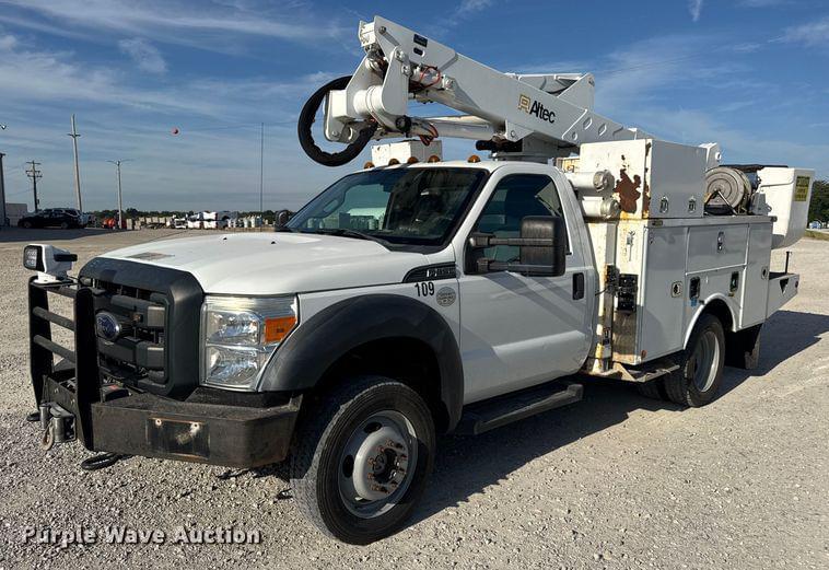 Image of Ford F-550 Primary image