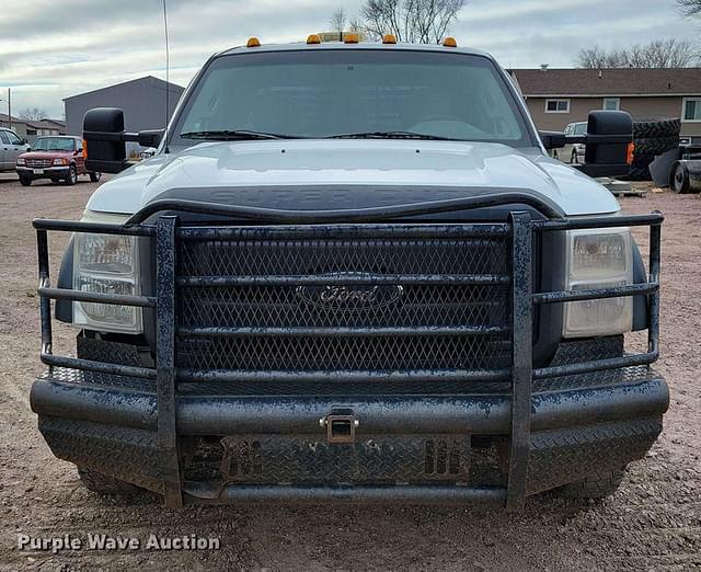 Image of Ford F-550 equipment image 1