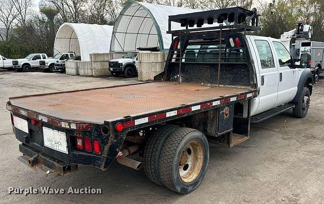 Image of Ford F-550 equipment image 4