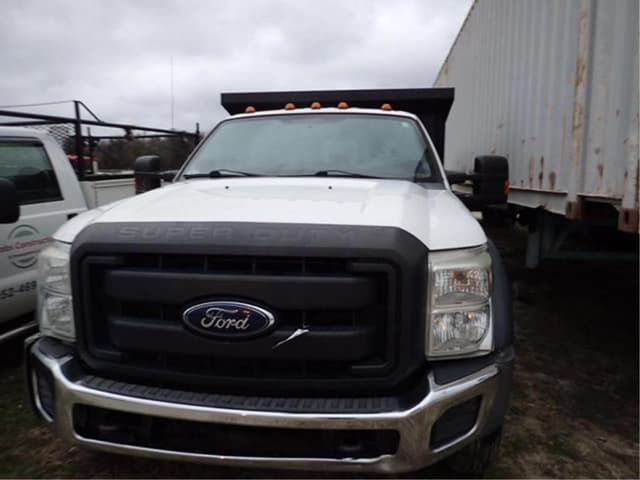 Image of Ford F-550 equipment image 1