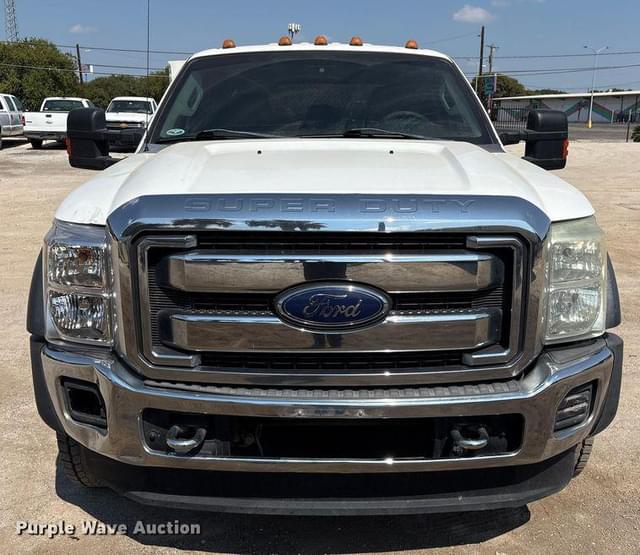 Image of Ford F-550 equipment image 1