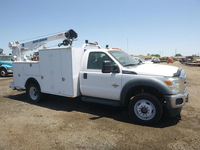 Image of Ford F-550 equipment image 1