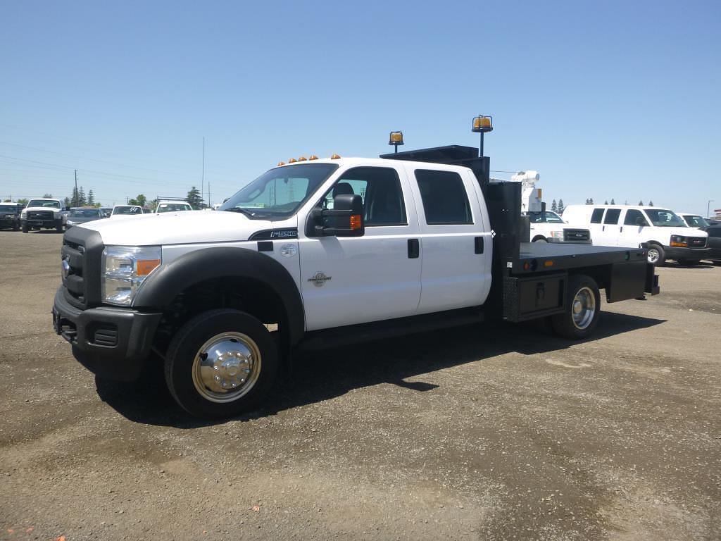 Image of Ford F-550 Primary image