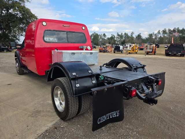 Image of Ford F-550 equipment image 3