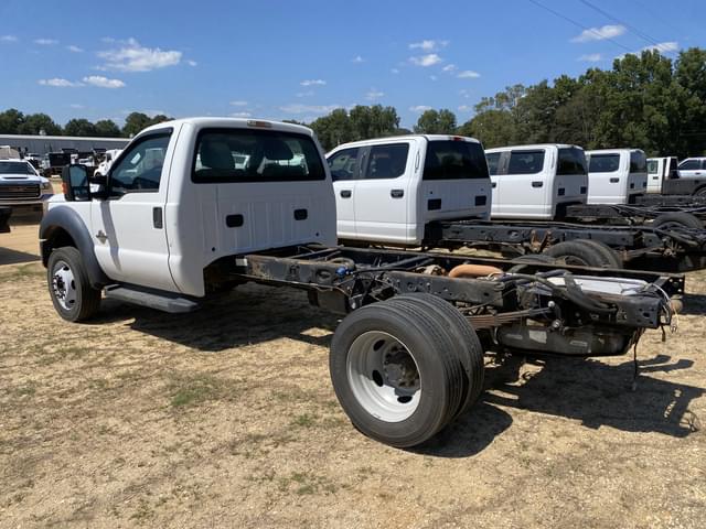 Image of Ford F-550 equipment image 1