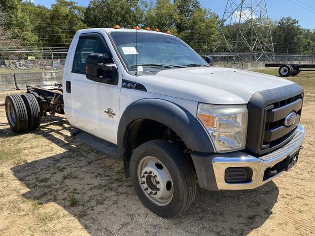 Image of Ford F-550 equipment image 3